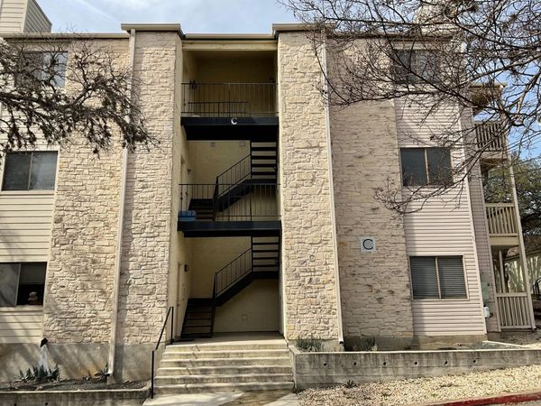1013 Chestnut ST, Unit Building C, San Marcos, TX 78666