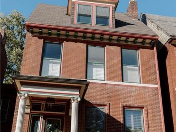4249 Castleman Avenue, St Louis, MO 63110