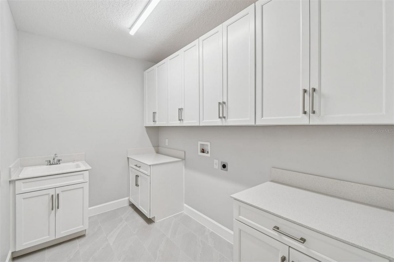 17030 Overstory Drive, Orlando, FL 32820 Photo