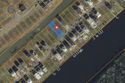 450 Harbour View Dr. photo 4