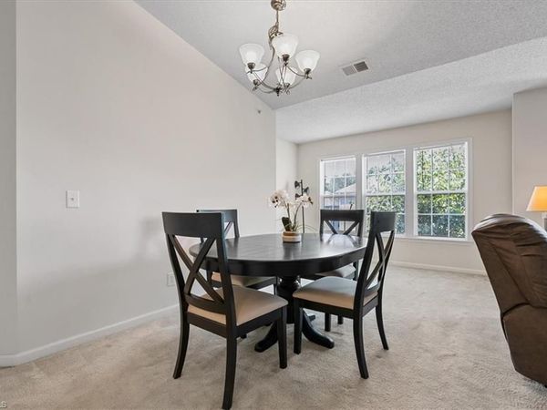 2600 Pennoak Way, Unit M, Greensboro, NC 27407