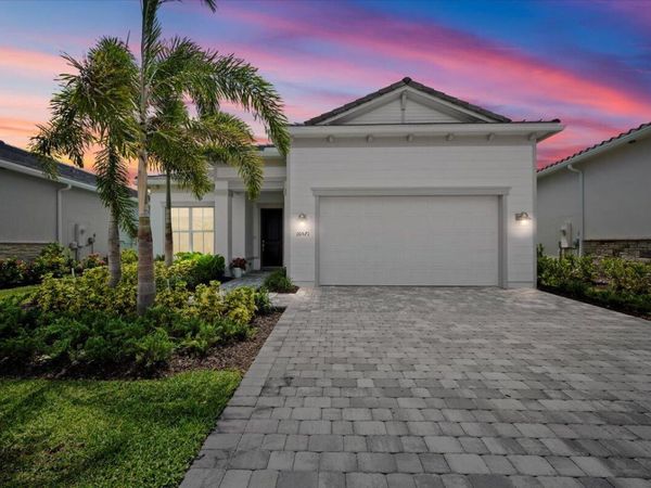 10571 Northbrook Circle, Palm Beach Gardens, FL 33412