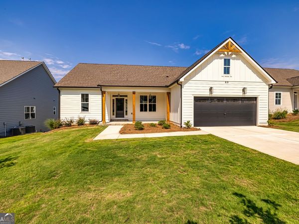 69 Oakhurst Trail, Sharpsburg, GA 30277