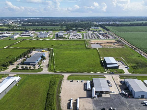 000 Forum Drive, Broussard, LA 70518