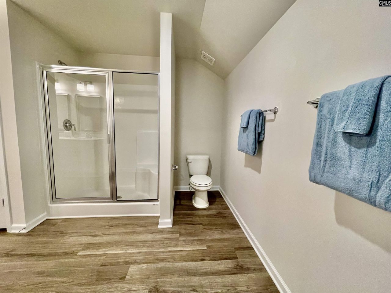 605 Bronze Fantail Run Photo 43