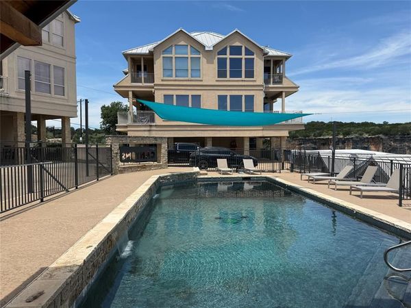 3003 Upcreek Alley, Unit 18, Strawn, TX 76475