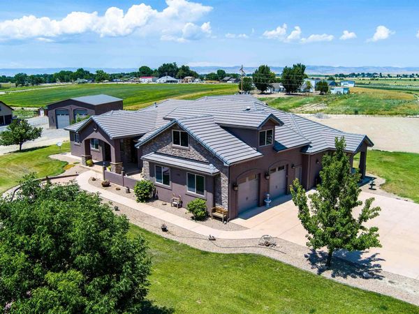 1306 Gold Lake Drive, Loma, CO 81524