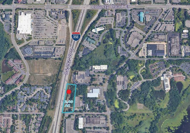 963 E Berwood Avenue, Vadnais Heights, MN 55110