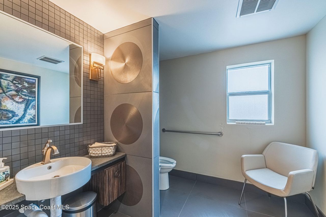 2015 Waverly Place, Melbourne, FL 32901 Photo