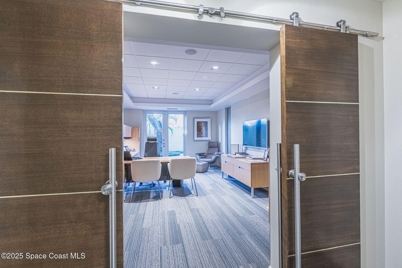 2015 Waverly Place, Melbourne, FL 32901 Photo