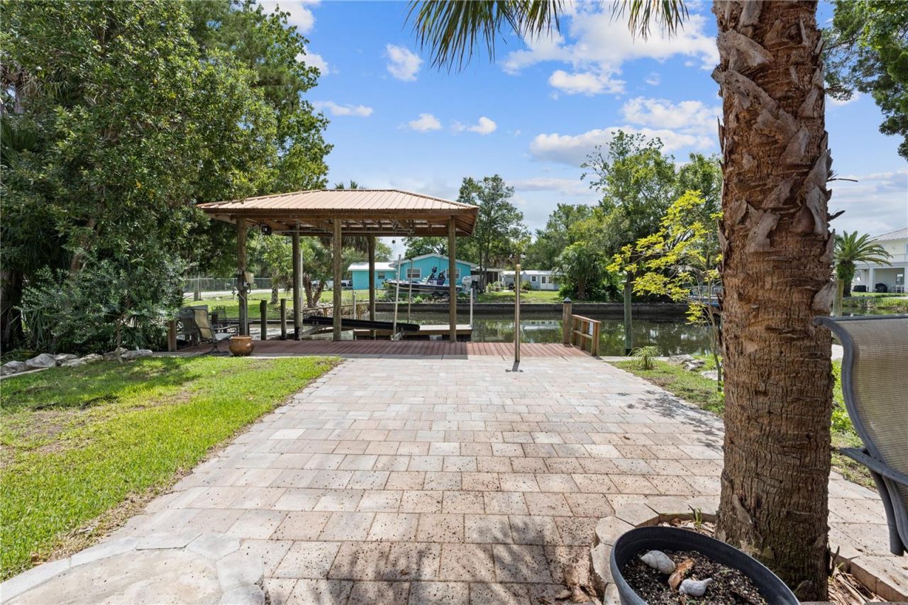 1950 NW 19th Street, Crystal River, FL 34428 Photo