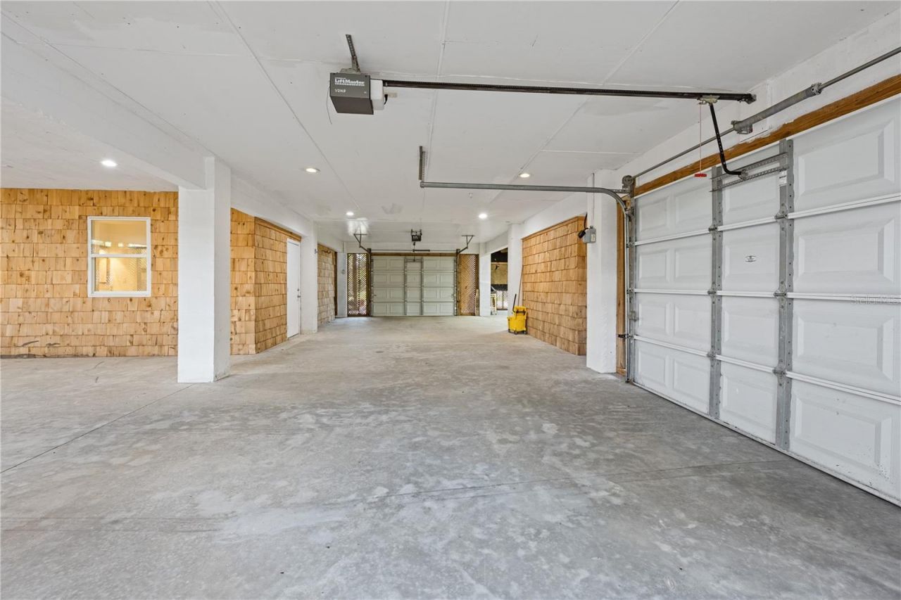 1950 NW 19th Street, Crystal River, FL 34428 Photo