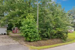 8 Clair Street photo 4