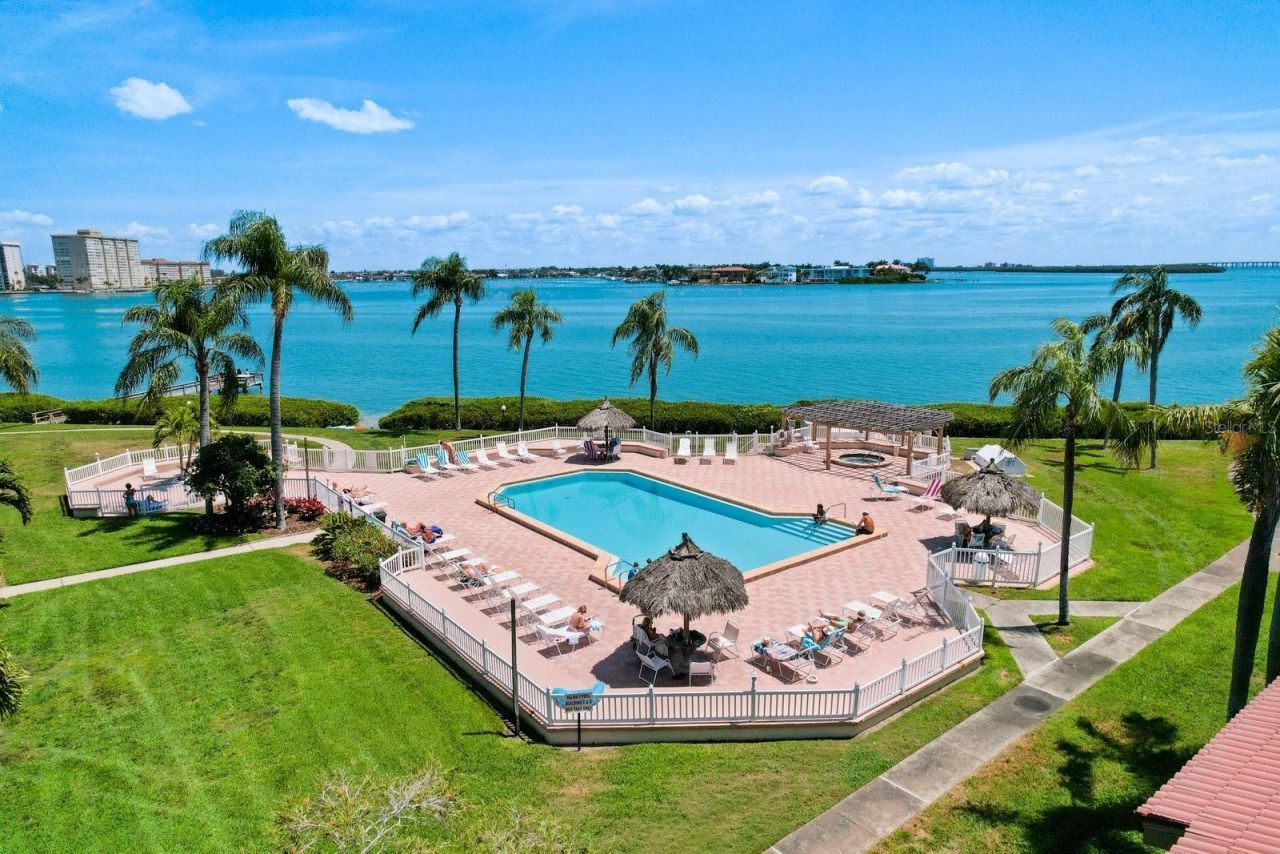 6268 Palma Del Mar Boulevard S, Unit 109, Saint Petersburg, FL 33715 Photo