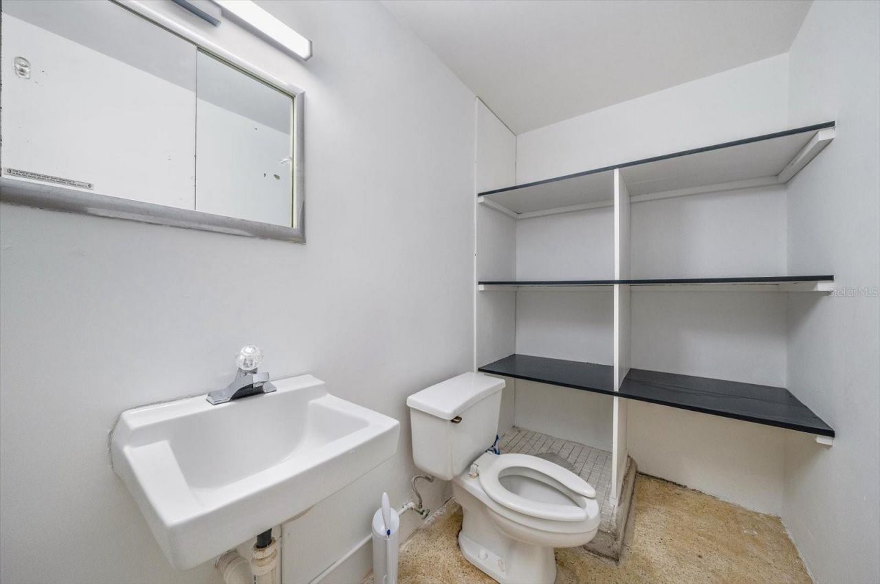 4242 Mcintosh Lane, Sarasota, FL 34232 Photo