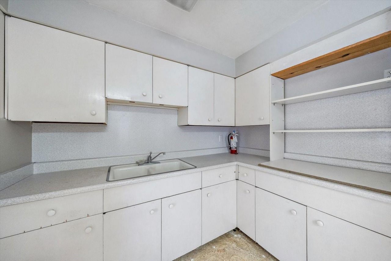 4242 Mcintosh Lane, Sarasota, FL 34232 Photo