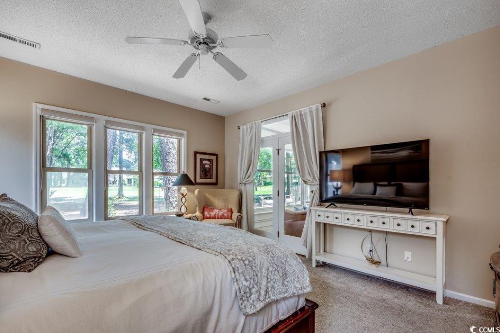 1831 Spinnaker Dr. Photo 19