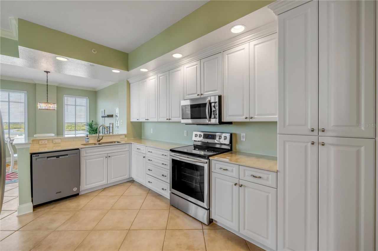 265 Minorca Beach Way, Unit 801, New Smyrna Beach, FL 32169 Photo