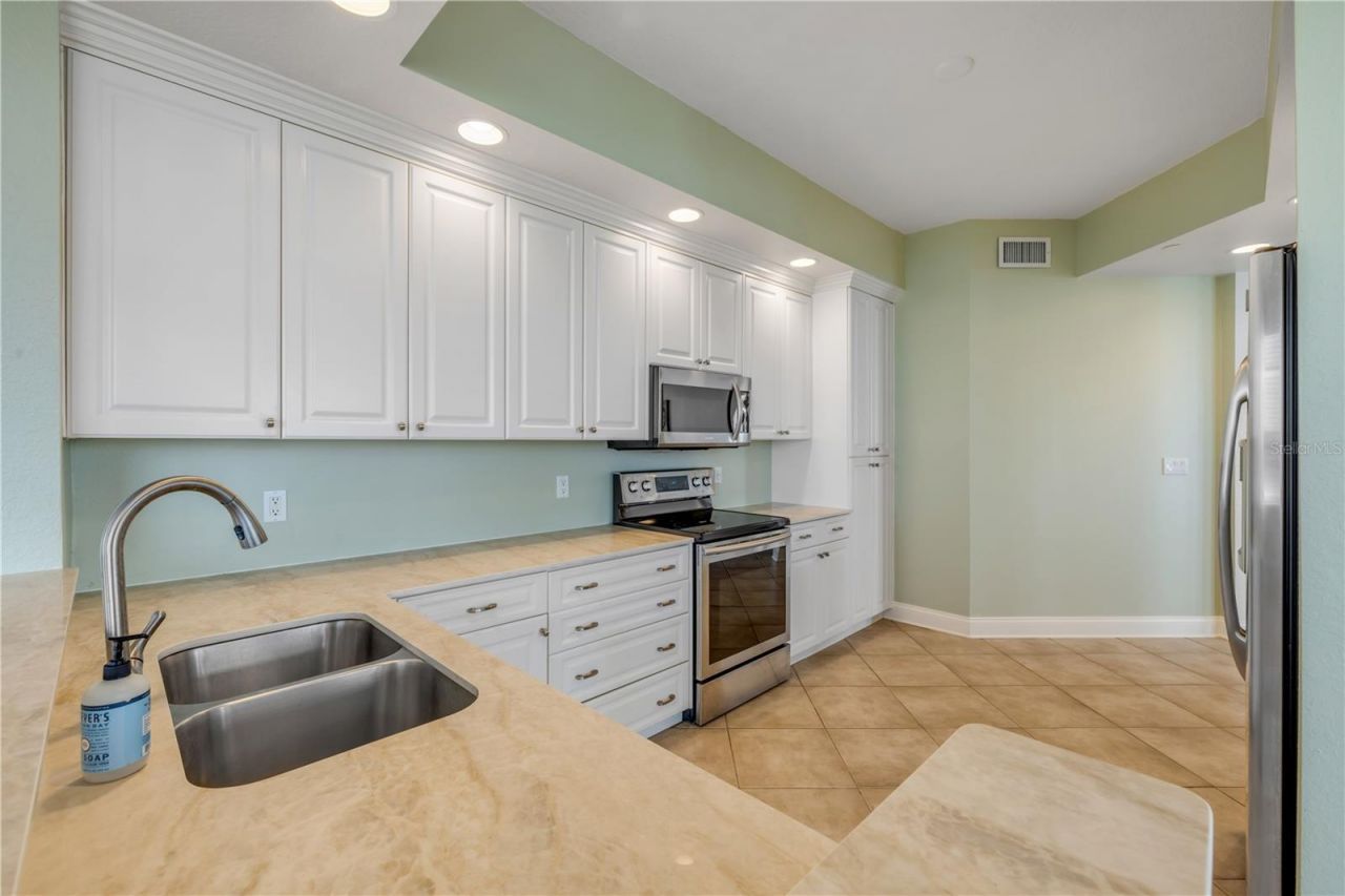 265 Minorca Beach Way, Unit 801, New Smyrna Beach, FL 32169 Photo