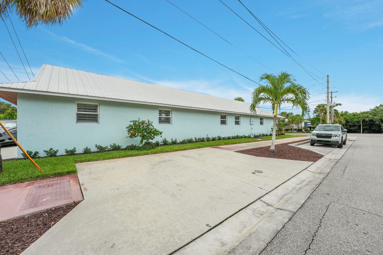 101 SE Martin Luther King Jr Boulevard, Stuart, FL 34994 Photo