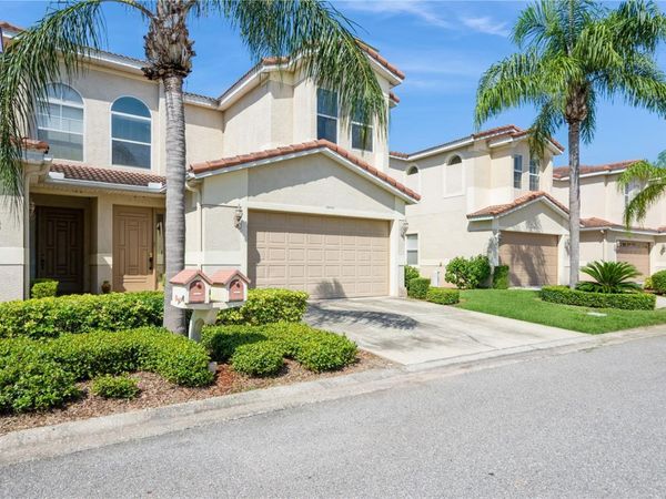 10422 LA MIRAGE COURT, TAMPA, FL 33615
