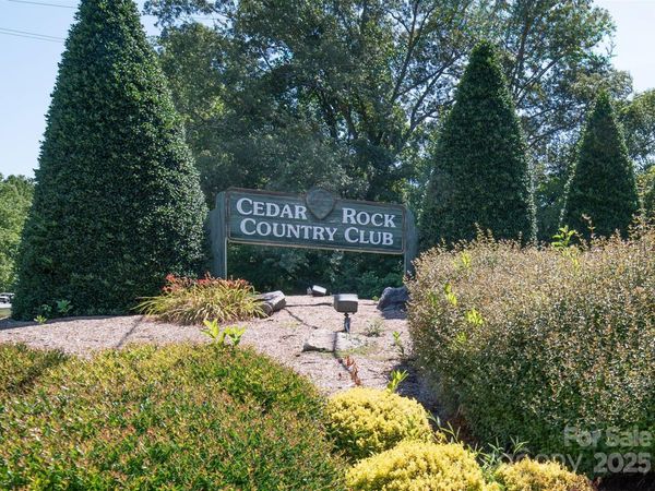 2770 Lakeview Drive, Lenoir, NC 28645