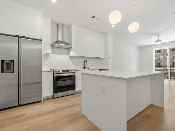 1701 Simond Ave, Unit 208, Austin, TX 78723