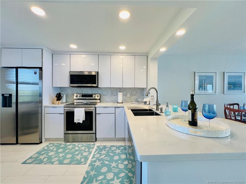 4200 N Highway A1a, Unit 1111, Fort Pierce, FL 34949 Photo