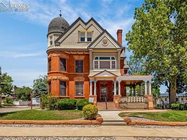 229 W 12th Street, Pueblo, CO 81003