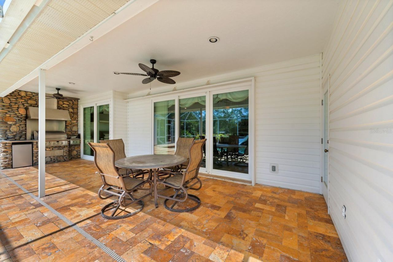 6915 215th Street E, Bradenton, FL 34211 Photo