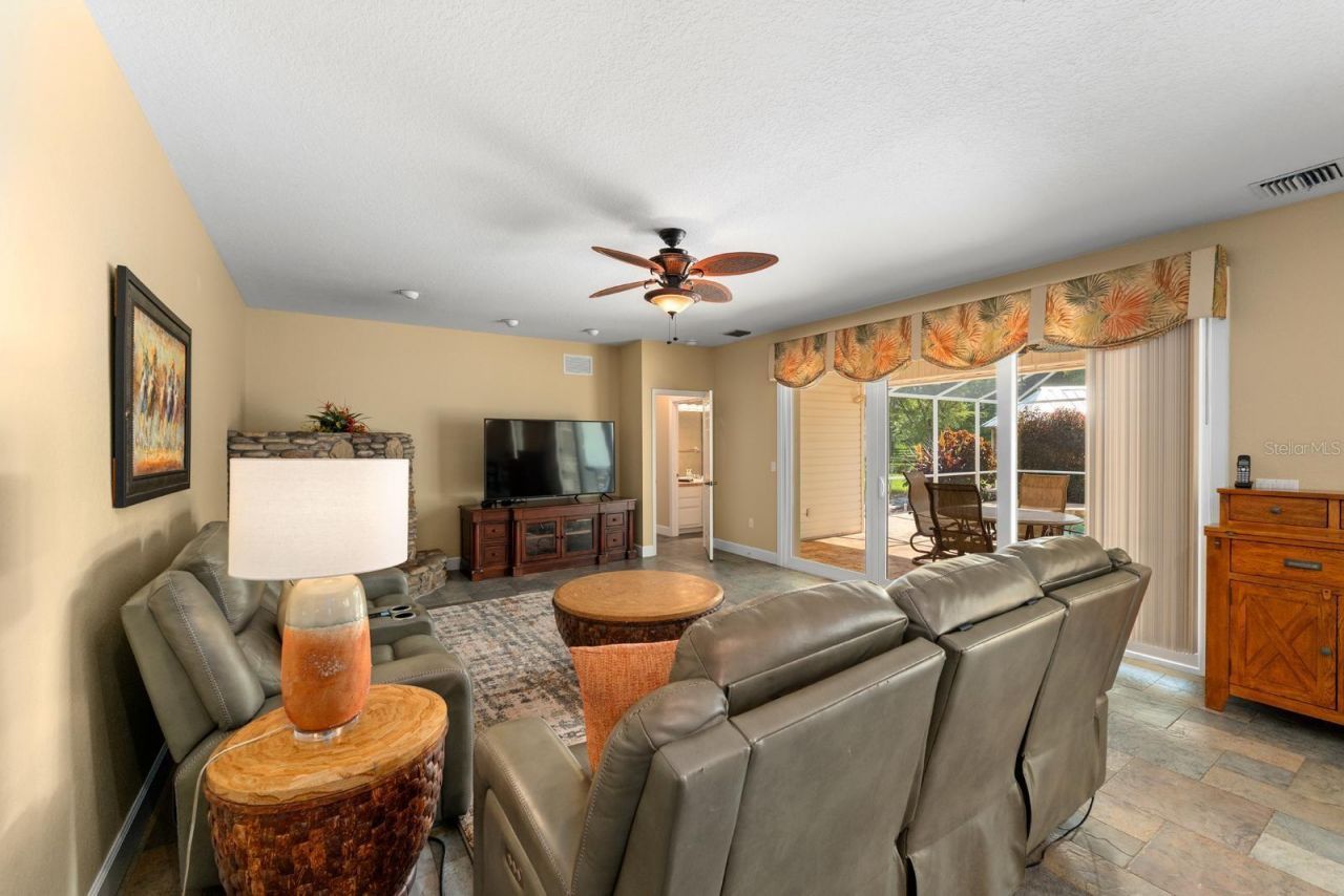 6915 215th Street E, Bradenton, FL 34211 Photo