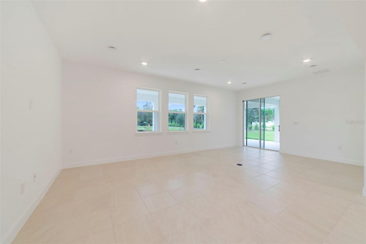 657 Snowy Egret Court, Sanford, FL 32773 Photo