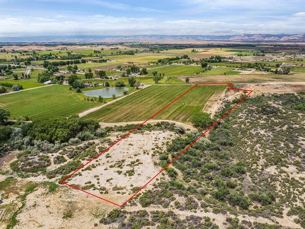 1812 M 3/4 Road , Fruita, CO 81521