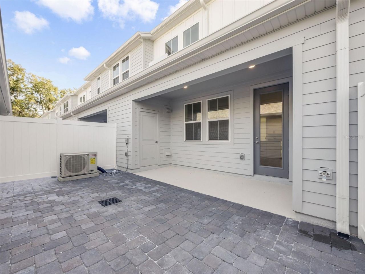 675 Clark Street, Oviedo, FL 32765 Photo