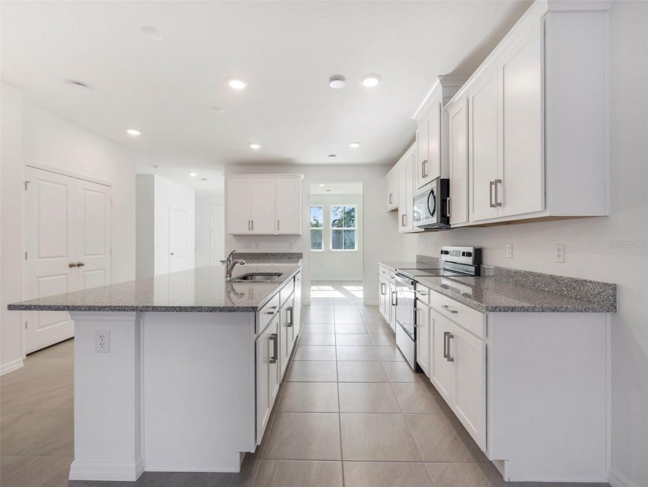 675 Clark Street, Oviedo, FL 32765 Photo