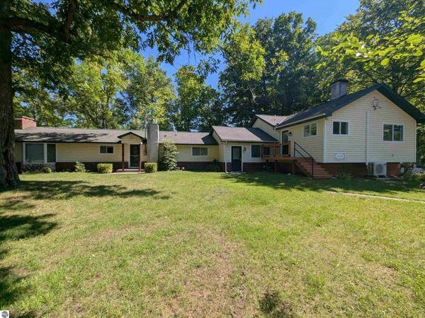 1620 Michigan N, Omer, MI 48749