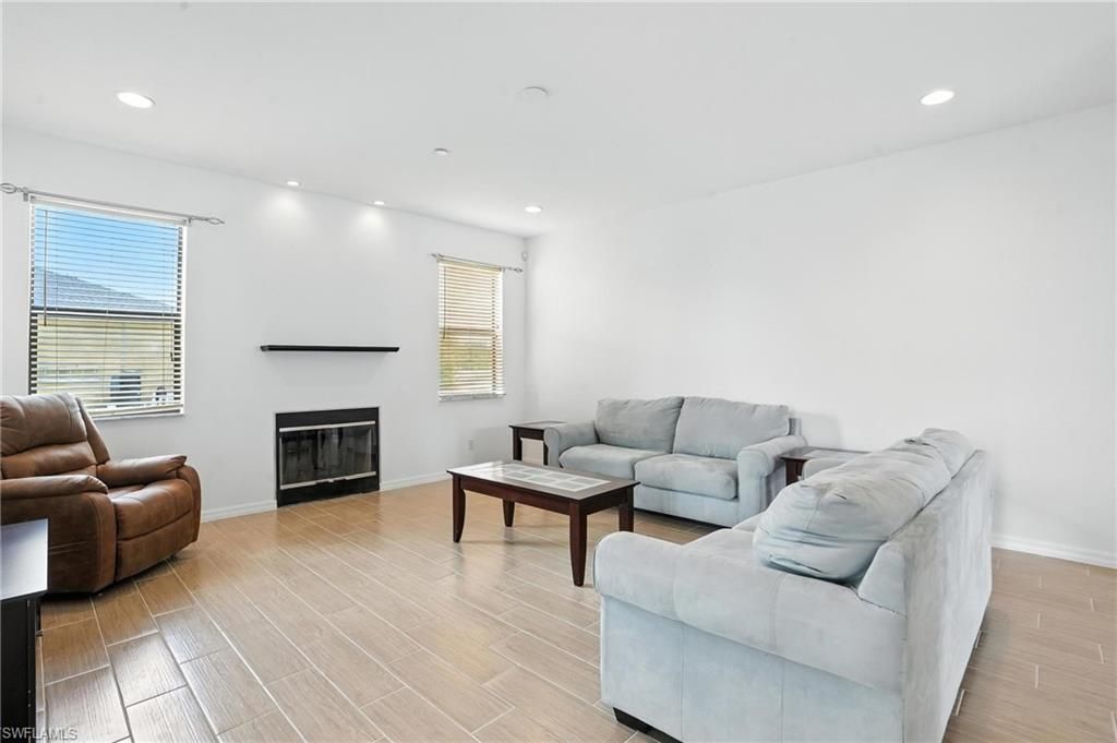 3933 18th St W, Lehigh Acres, FL 33971 Photo