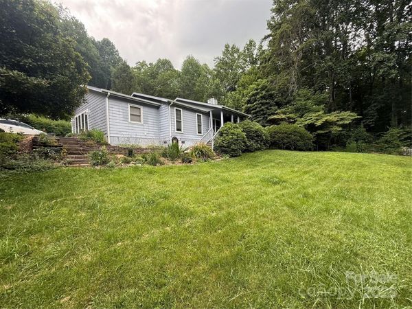 46 High Meadow Lane, Waynesville, NC 28786