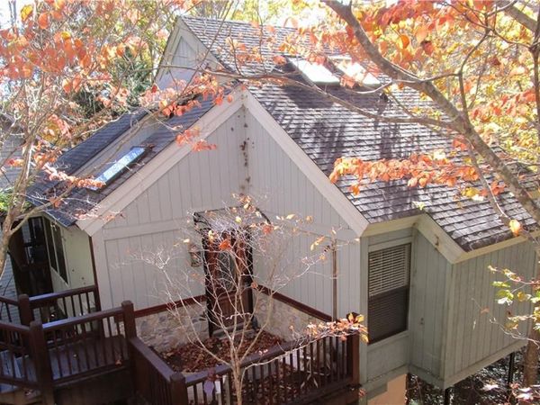 17 Dach Bruecke Gasse, Helen, GA 30545