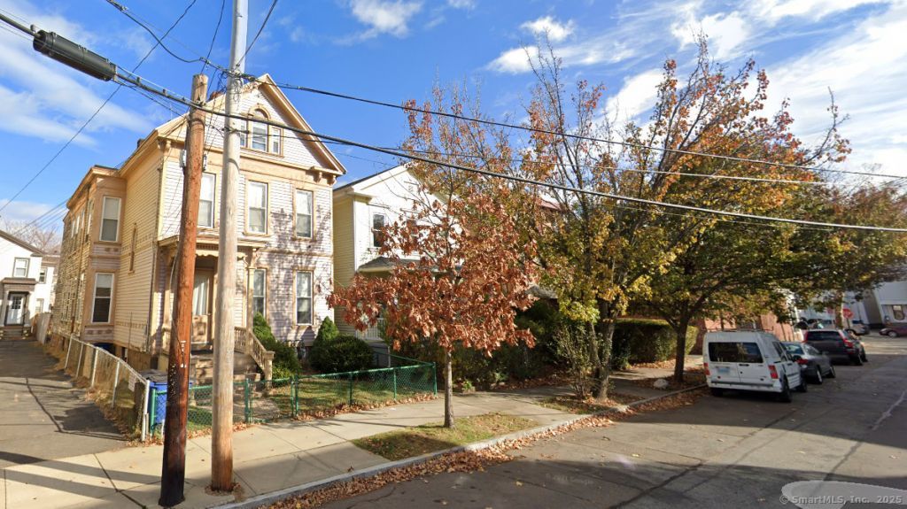 17 Pearl, Unit 3rd fl, New Haven, CT 06511 Main Photo