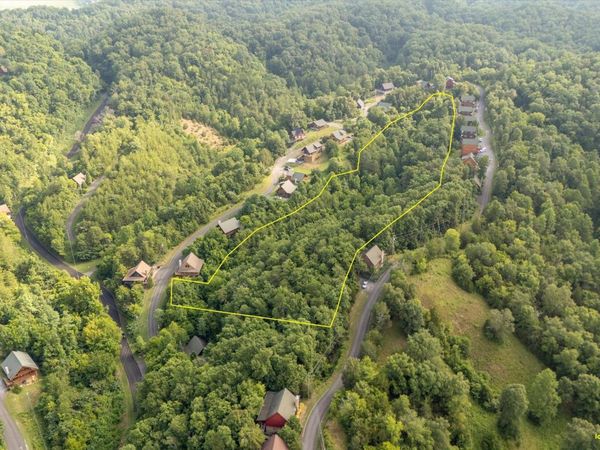 Wingspan Drive, Sevierville, TN 37862