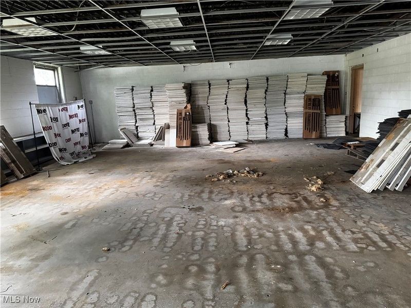 7412 Lawn Avenue, Cleveland, OH 44102 Photo 14