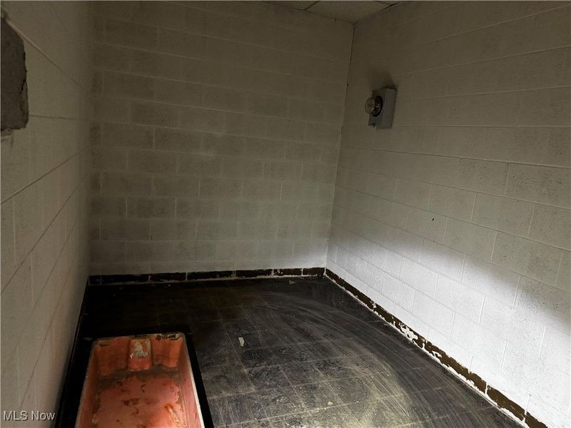 7412 Lawn Avenue, Cleveland, OH 44102 Photo 20