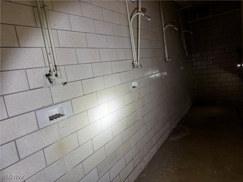 7412 Lawn Avenue, Cleveland, OH 44102 Photo 31