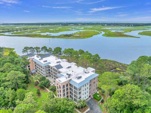 2100 Marsh Grove Lane, Unit 2102, Southport, NC 28461