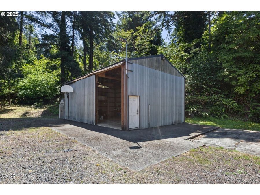 Property Image 43