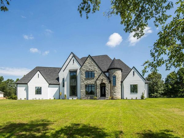 9926 GARDEN WIND CV, Collierville, TN 38017