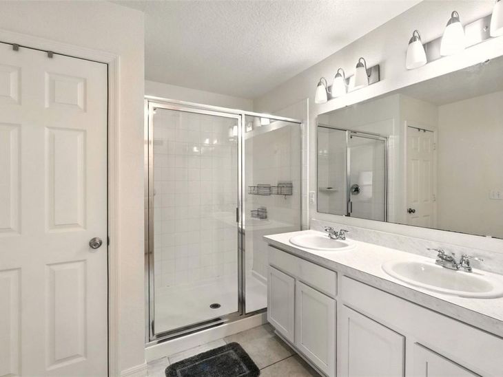 3240 Casa Del Rey Avenue, Kissimmee, FL 34746