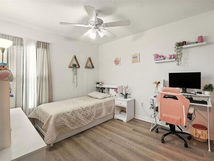 3240 Casa Del Rey Avenue, Kissimmee, FL 34746