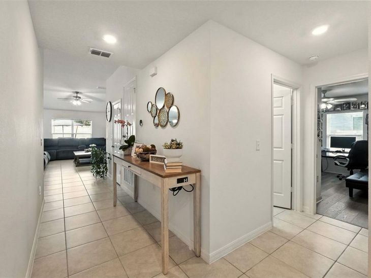 3240 Casa Del Rey Avenue, Kissimmee, FL 34746